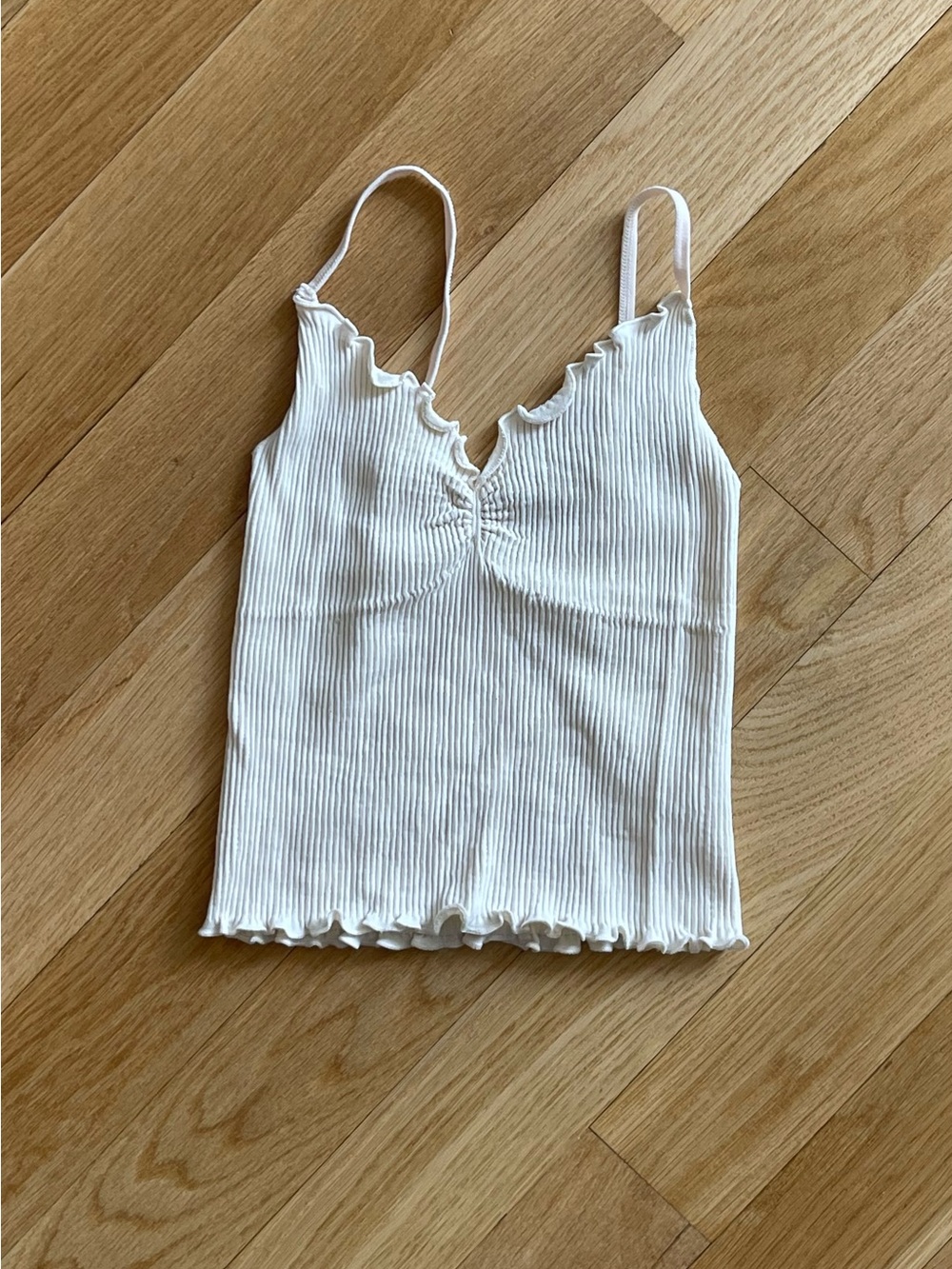 Urban Outfitters: Out From Under Aurelia seamless cropped cami - white